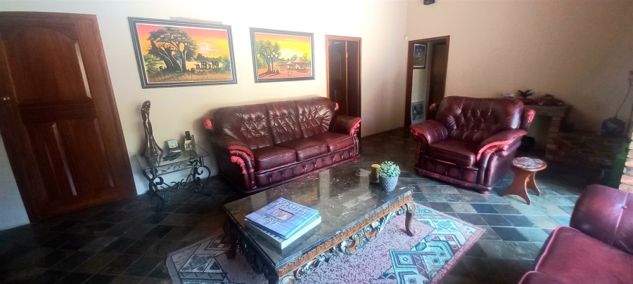 10 Bedroom Property for Sale in Vincent Heights Eastern Cape